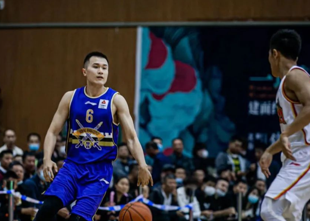 连续场被弃用！CBA单场38分神刀变废刀 还能翻身吗？