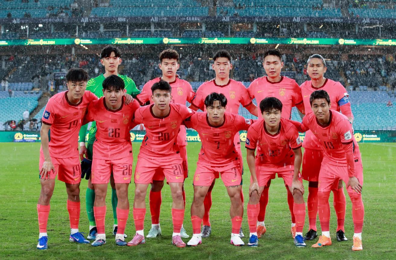PG电子直营站-国足0-2连夜洗牌!邵佳一承认翻车,3国脚基本出局,11人框架已定