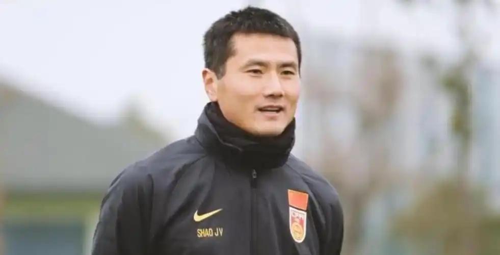 PG电子直营站-国足0-2连夜洗牌!邵佳一承认翻车,3国脚基本出局,11人框架已定